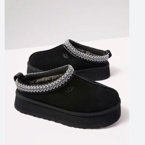UGG Tazz Black Slip-On Shoes